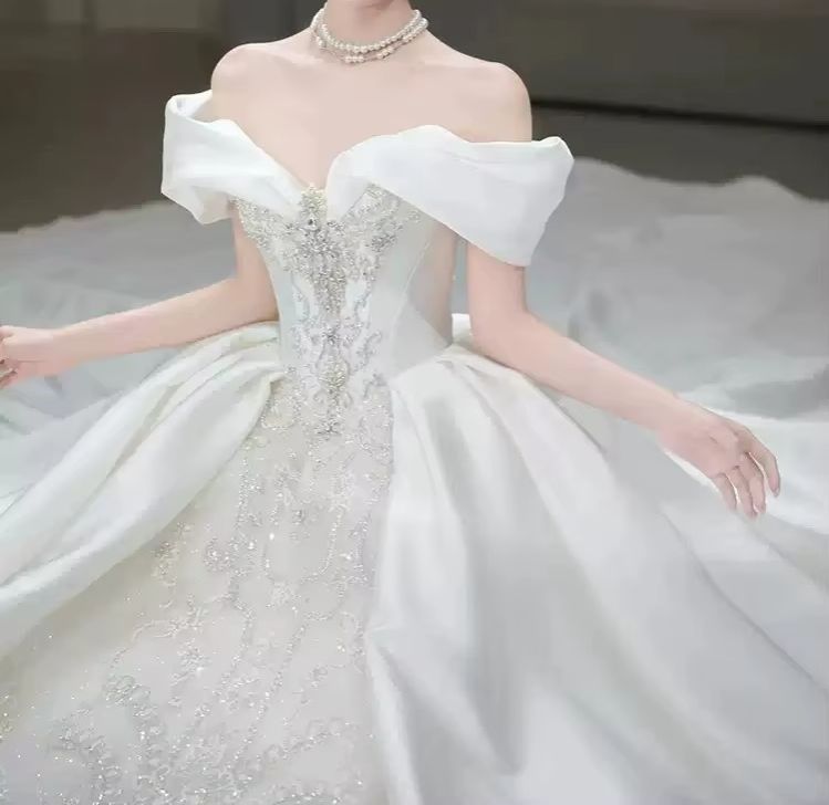 Schicke Hochzeitskleider mit O – Embroidery Beads Bewertung und Preis
